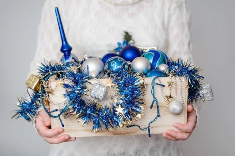 Breaking Down the Types of 6-Foot Artificial Christmas Trees: Which is Right for You?